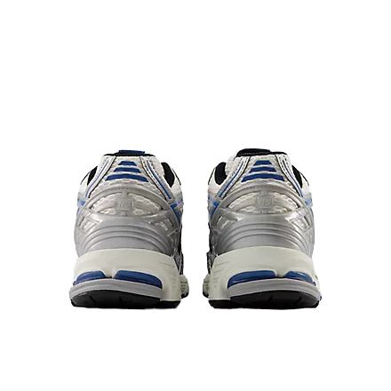 1906 R Women's Shoes Silver Metallic/Blue Agate/Sea Salt