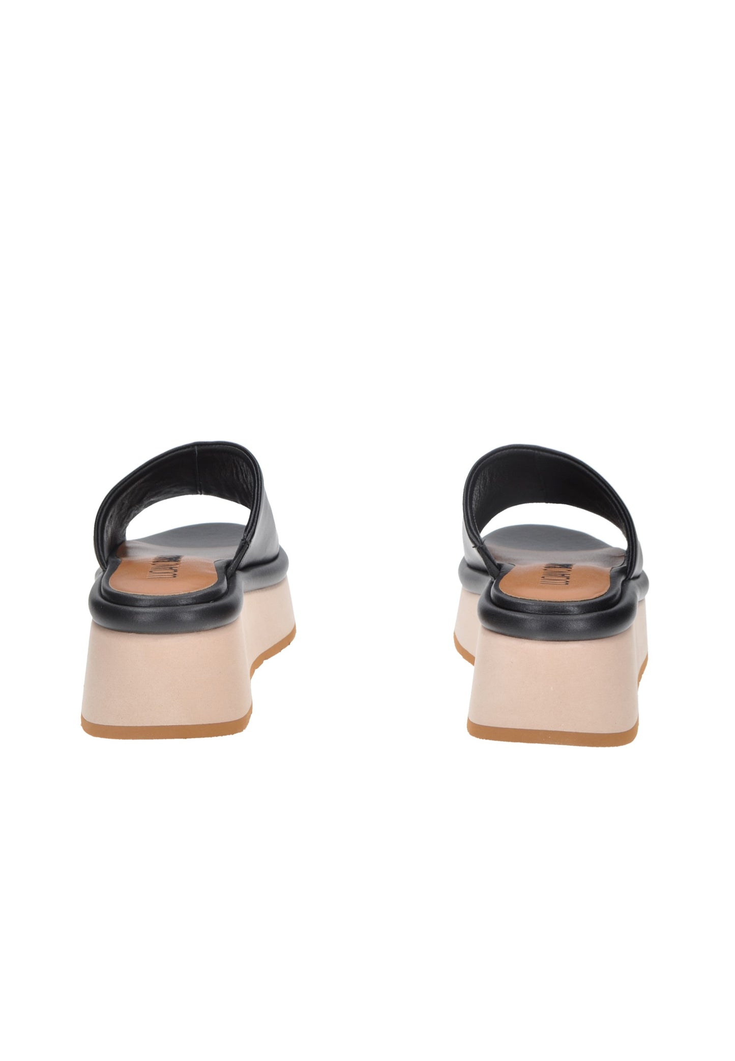 Rear view of TL111 Sandalo LUCIANO BARACHINI, featuring a stylish design with a 7 cm platform sole.