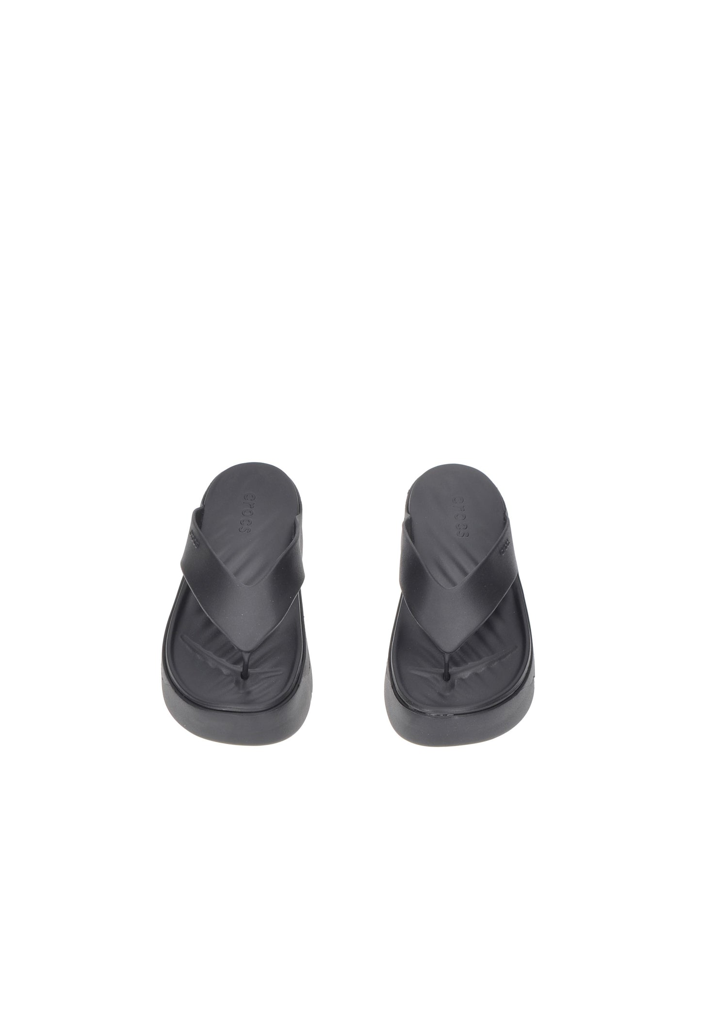 Top view of black 209410 CROCS sandals with 4 cm platform, showcasing sleek design and comfort.