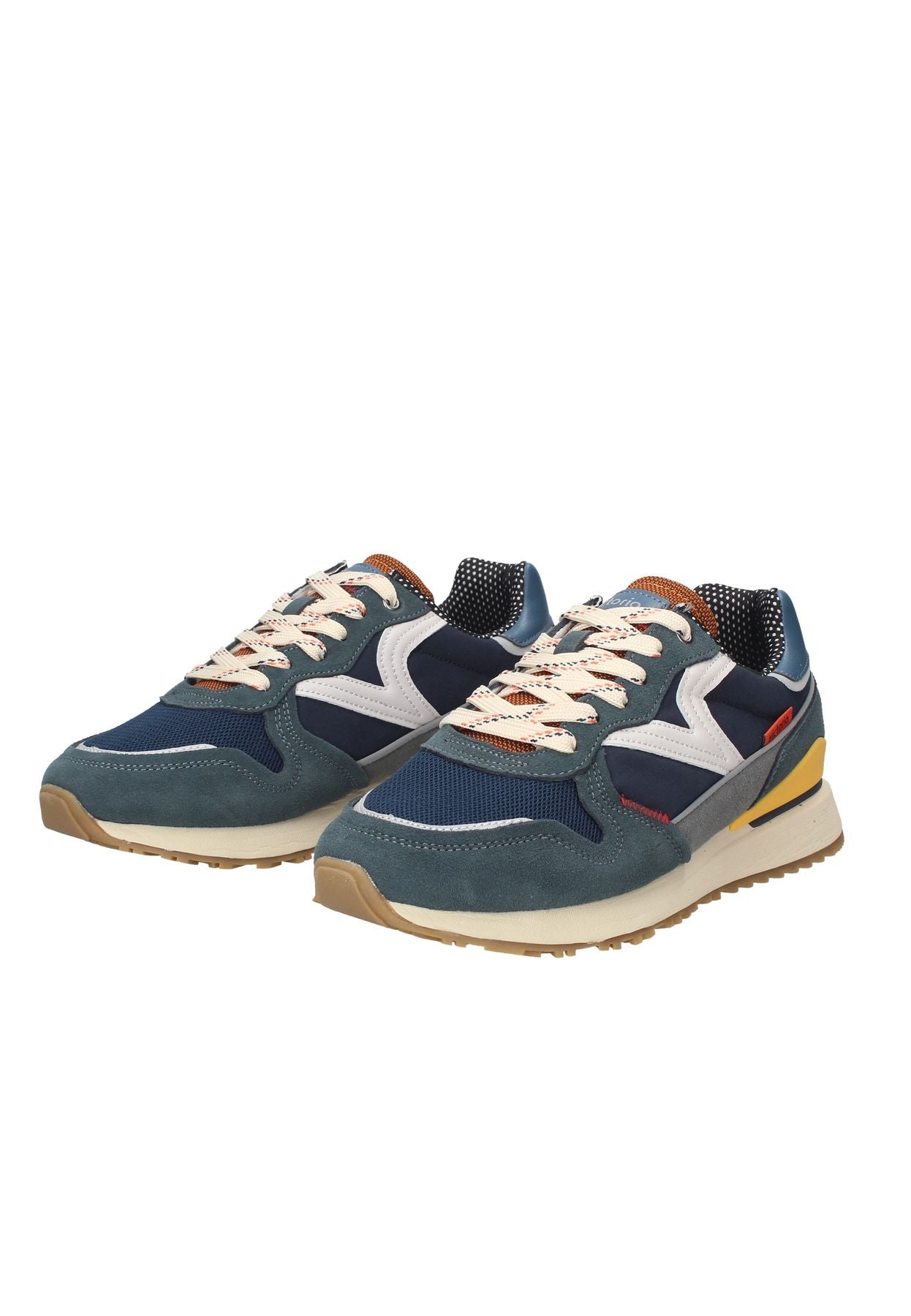 802111 VICTORIA sneakers