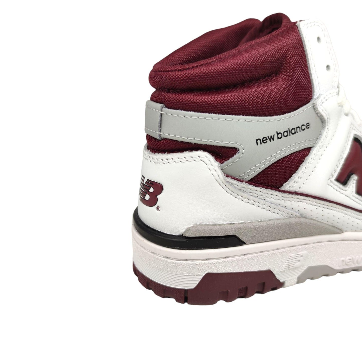 650 White/Bordeaux Shoes