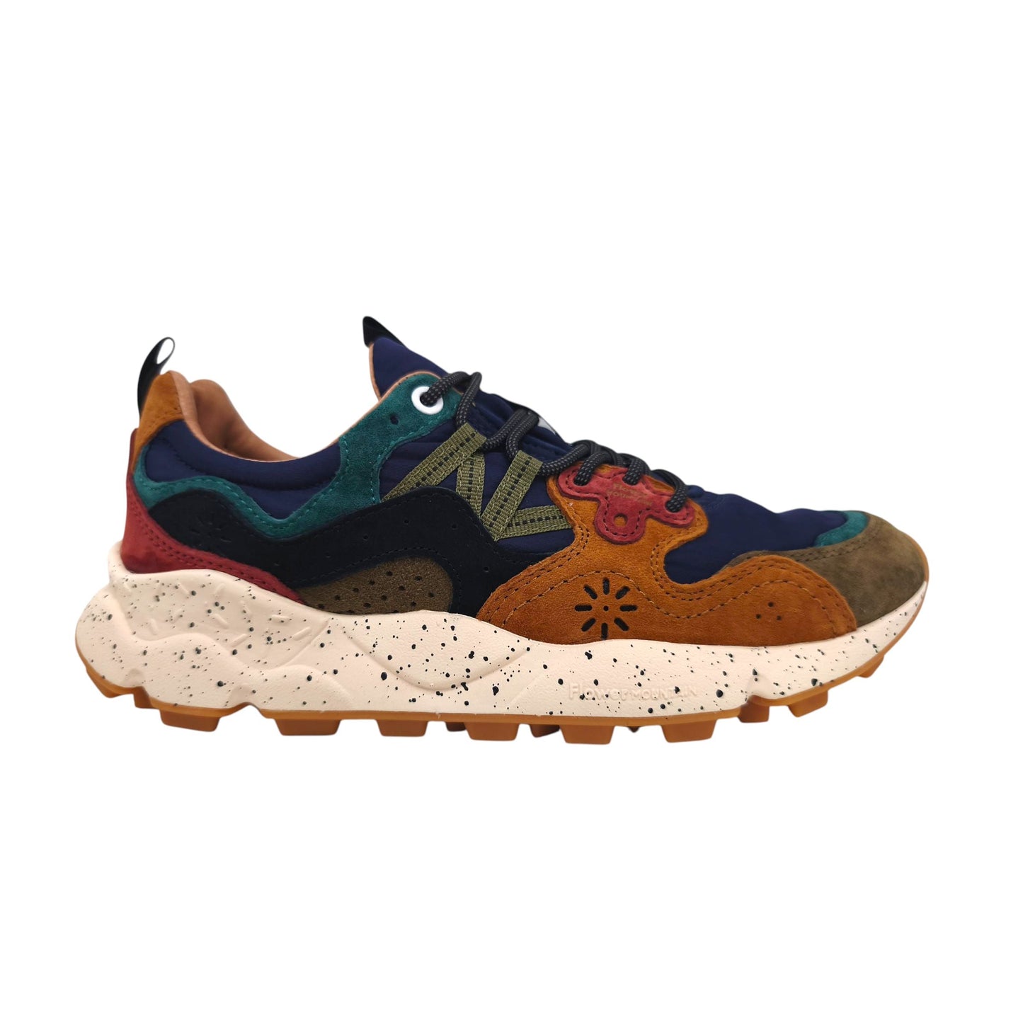 Yamano 3 Schuhe in den Farben Tiefschlamm/Hellbraun/Marineblau