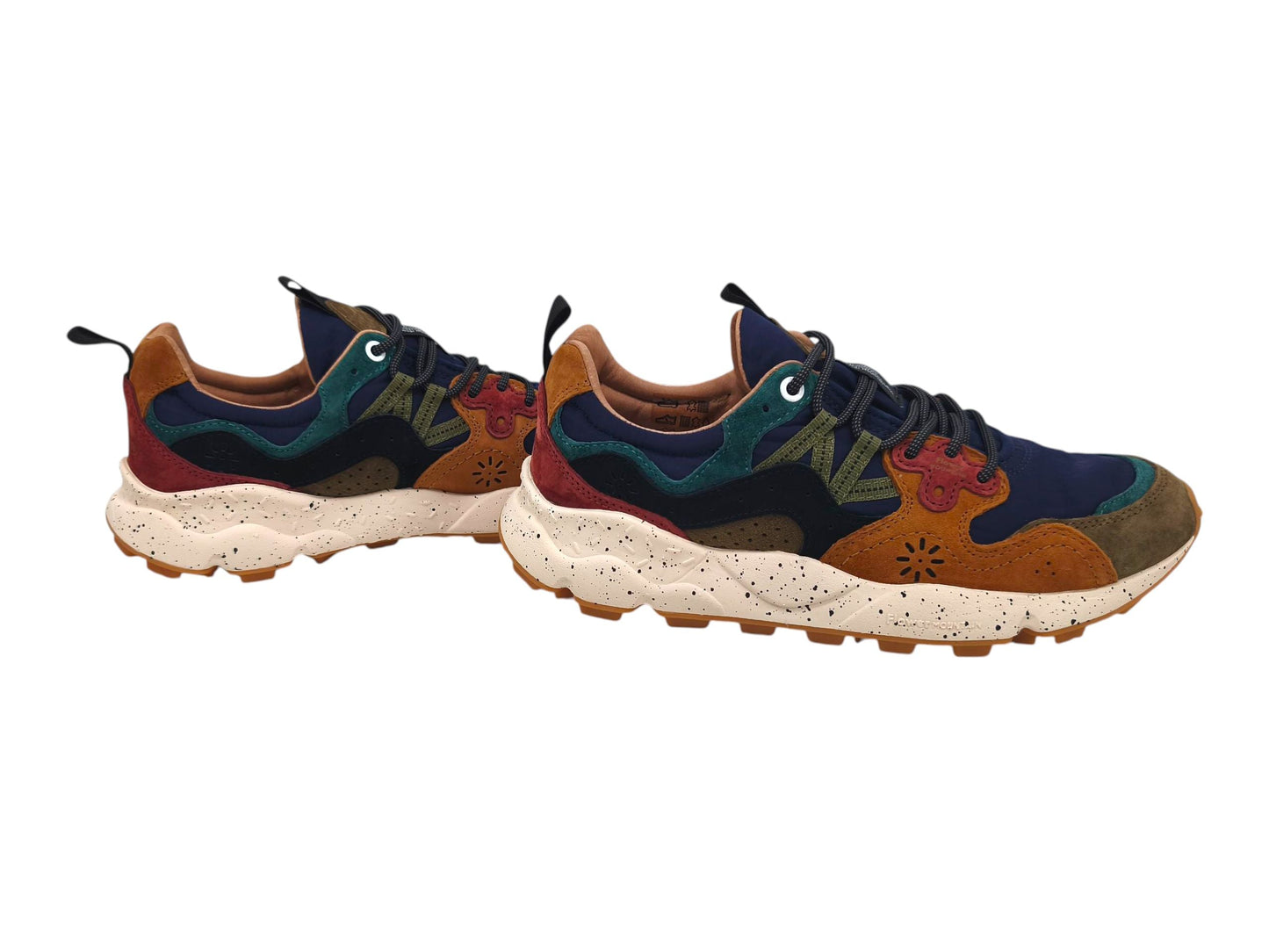 Yamano 3 Schuhe in den Farben Tiefschlamm/Hellbraun/Marineblau