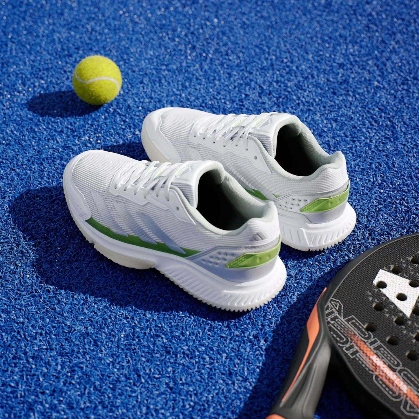 Courtquick Damen-Padelschuhe, Wolkenweiß/Silbermetallic/Zitronengelb