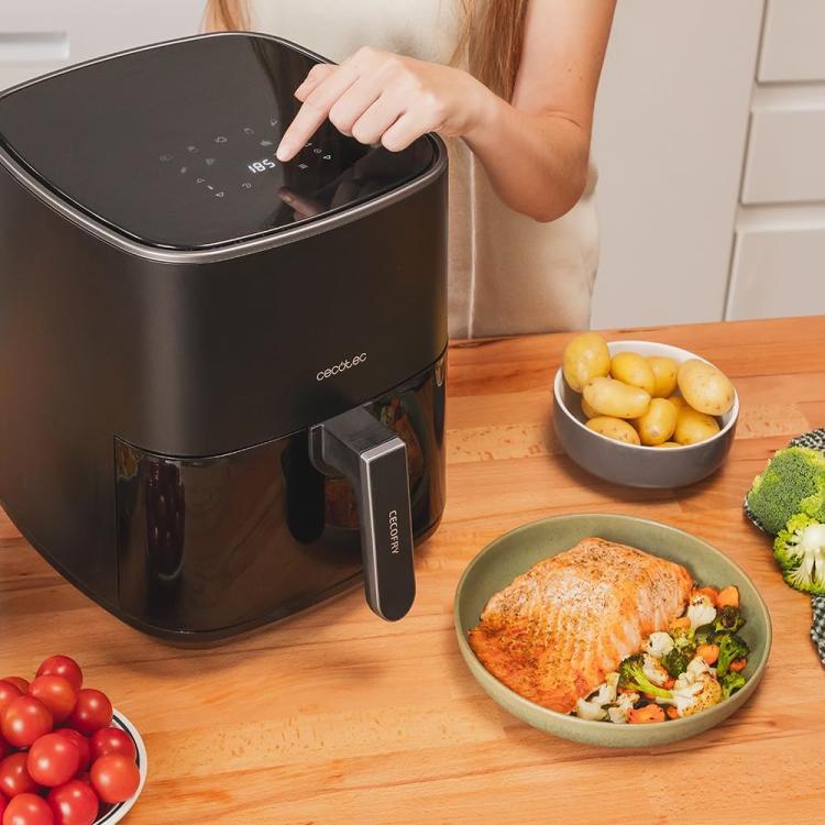 Cecotec Heißluftfritteuse 5,5 l Digital Cecofry Fantastik 5500 Heißluftfritteuse 1500 W
