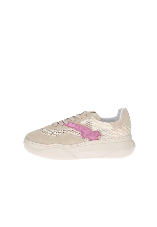 Sneaker GIADA217 GIO+: beige suede with pink details, lace-up design, cushioned insole, 4 cm rubber sole.