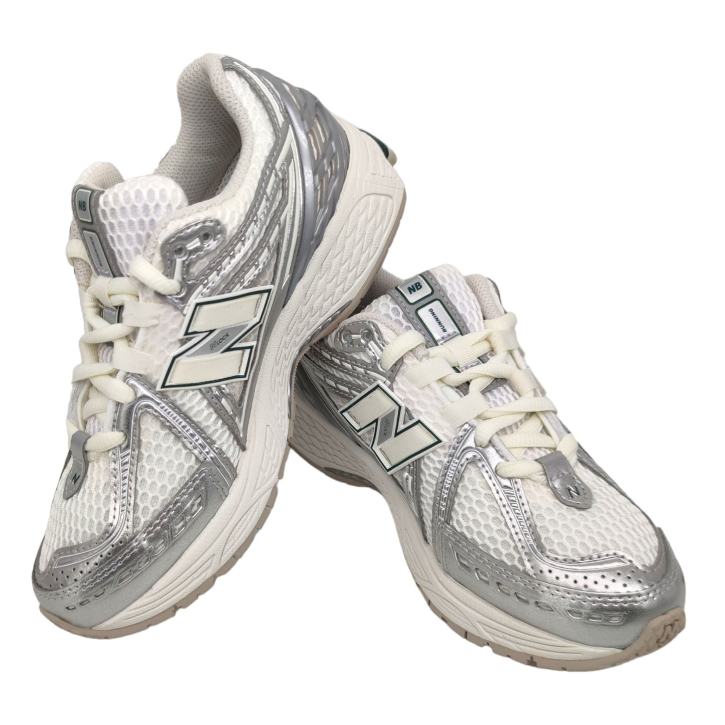 Damenschuhe von 1906, silber/weiß