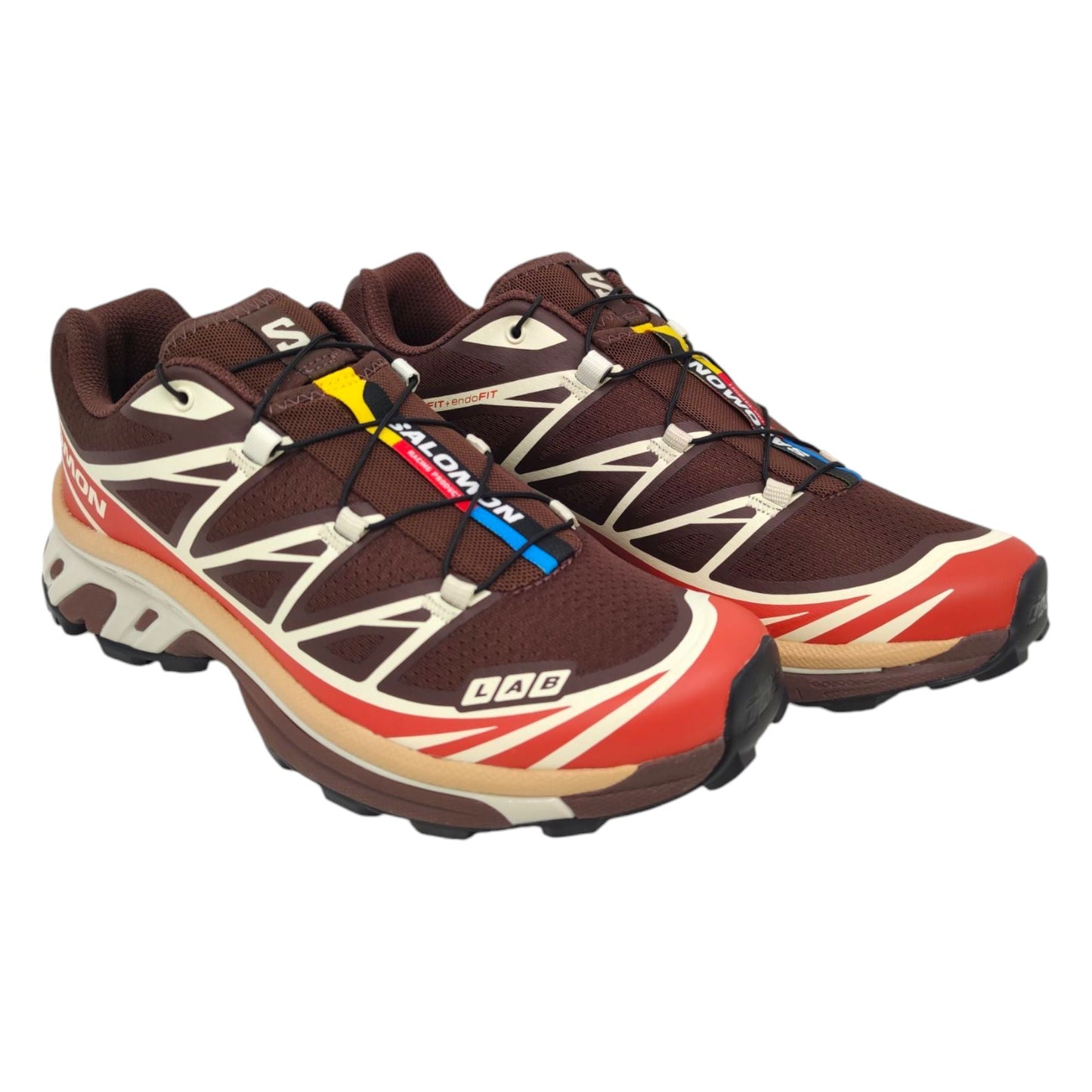 XT-6 Schuhe in den Farben Gerösteter Ton/Gebrannter Ocker/Mandelmilch