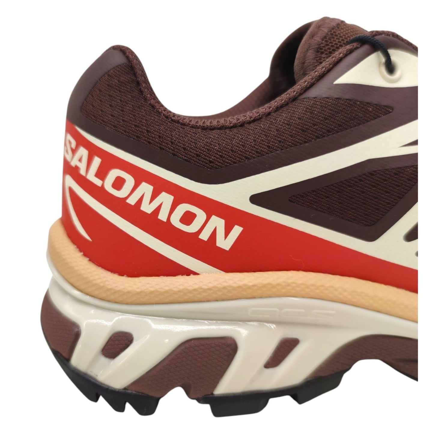 XT-6 Schuhe in den Farben Gerösteter Ton/Gebrannter Ocker/Mandelmilch