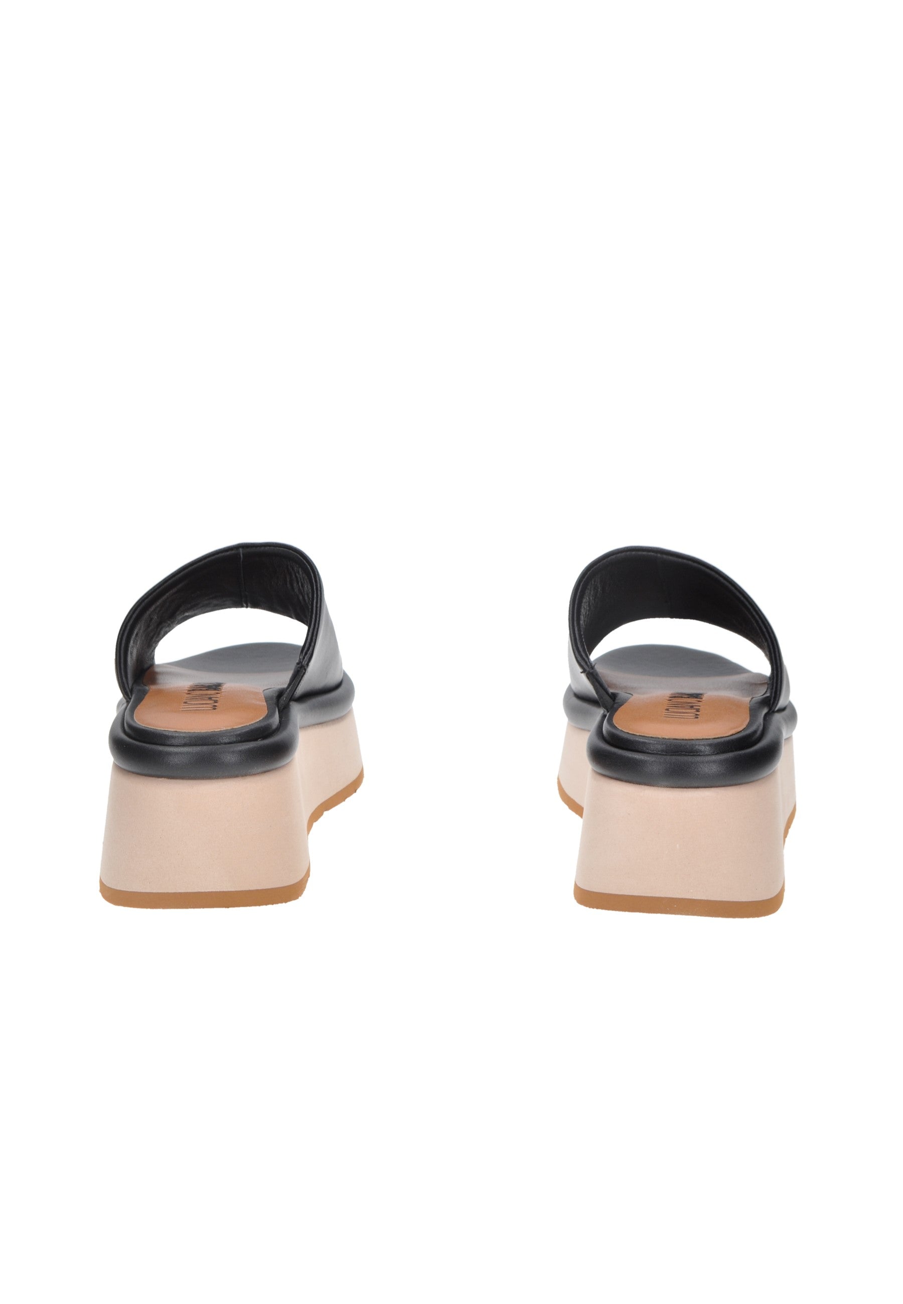 Rear view of TL111 Sandalo LUCIANO BARACHINI, featuring a stylish design with a 7 cm platform sole.