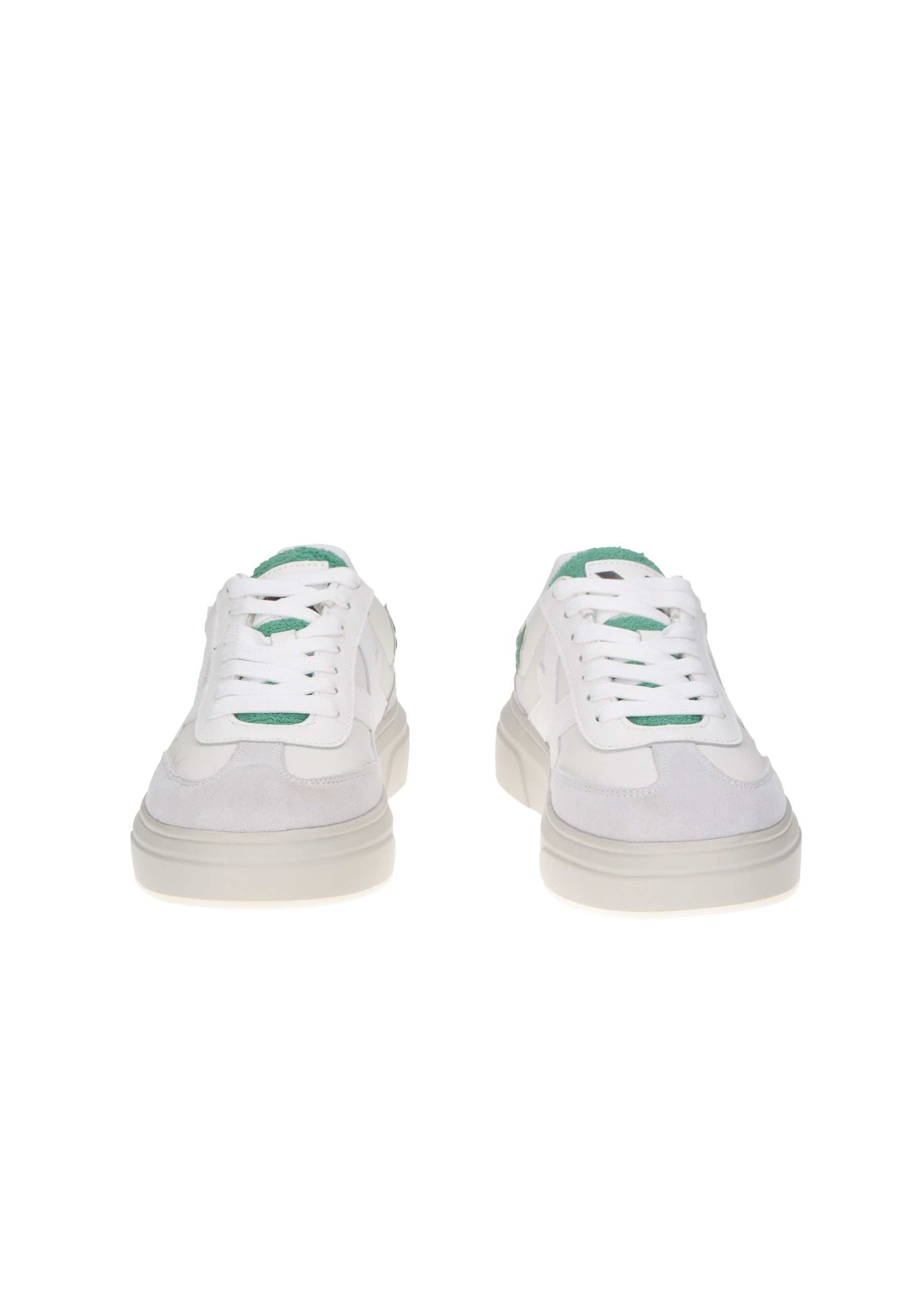 27310/CP sneaker JOHN RICHMOND Oscar in white leather with padded insoles and rubber soles featuring a 2cm high heel.