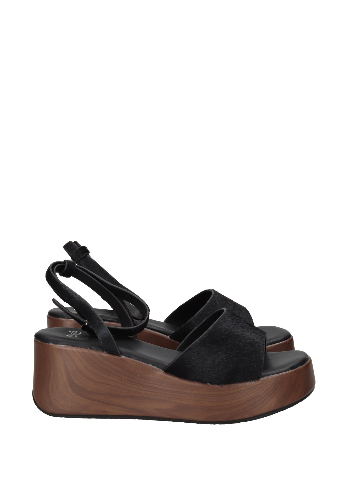 LK-TR-1015C Sandal EXE