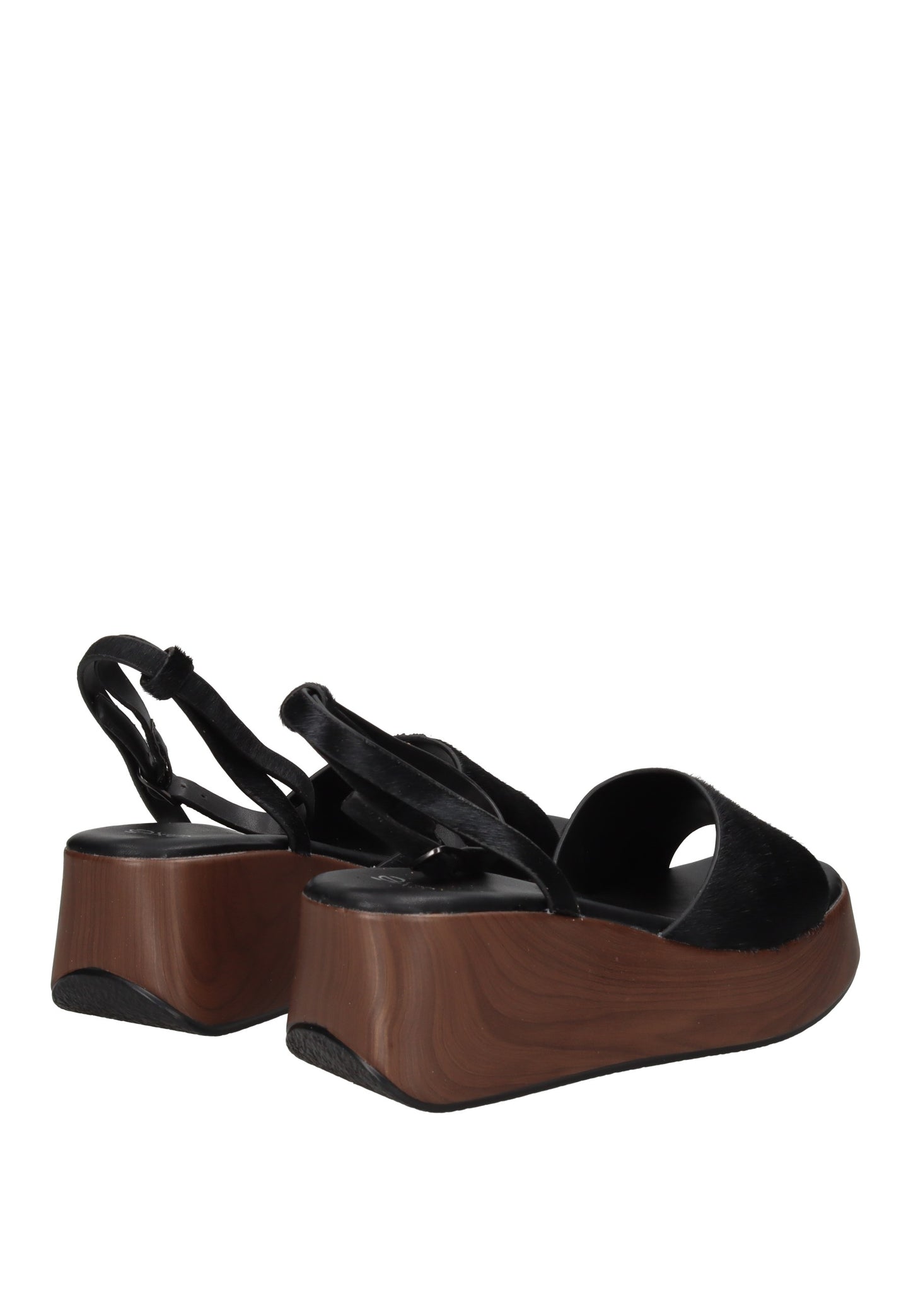 LK-TR-1015C Sandal EXE