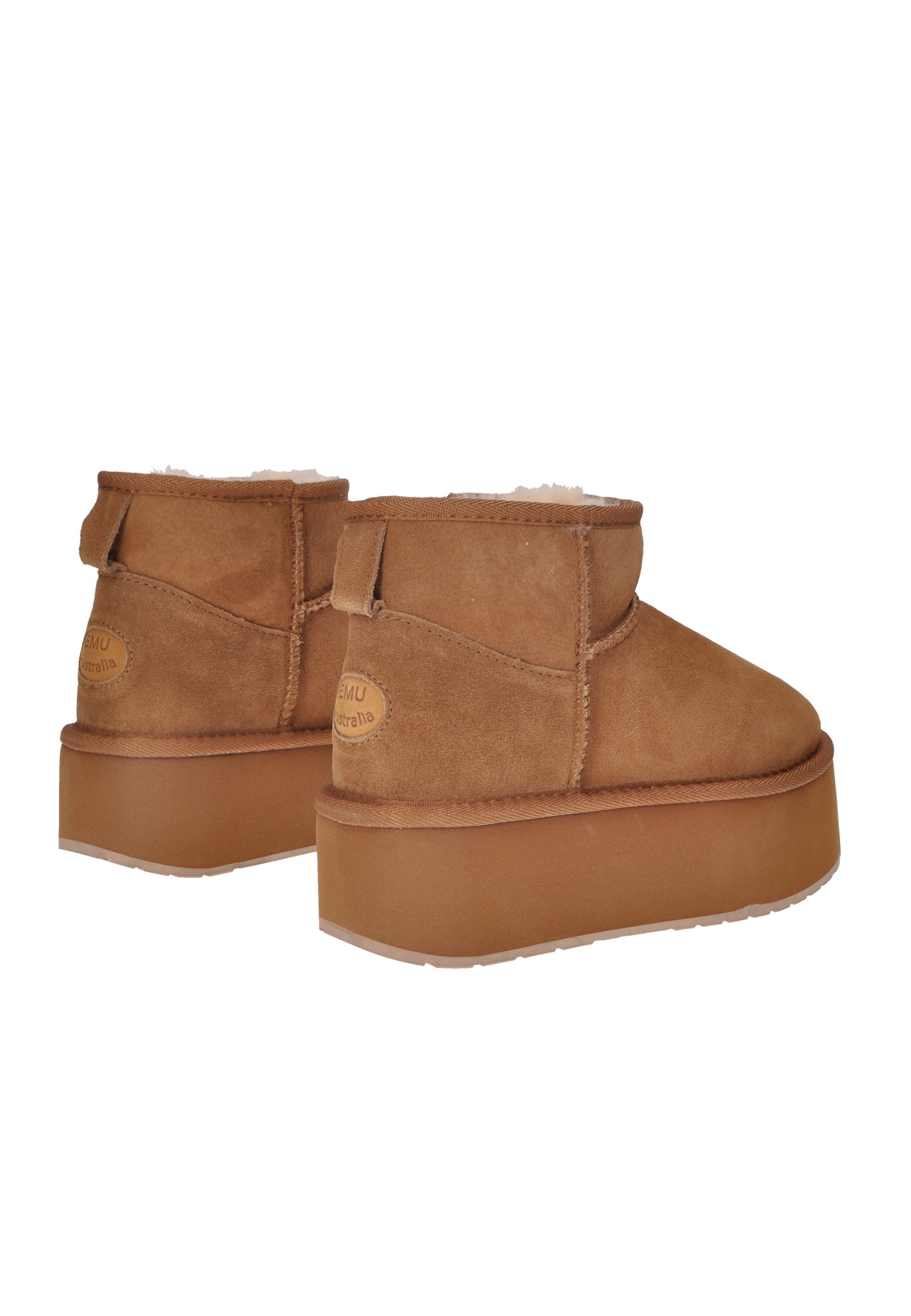 W13082 Boot EMU AUSTRALIA, stivaletto in montone con flatform alta, colore marrone, comfort e stile.