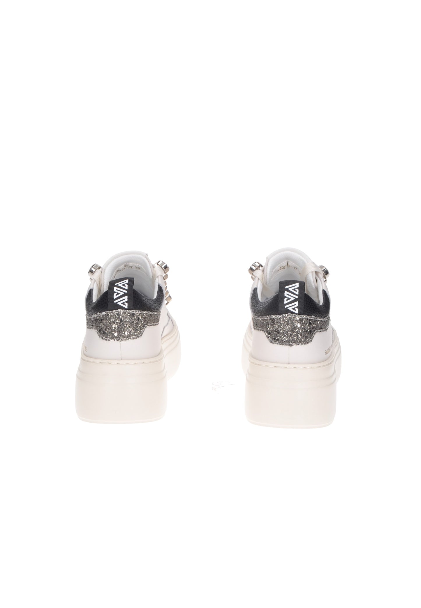 452P-503-17 Emanuelle Vee-Sneaker
