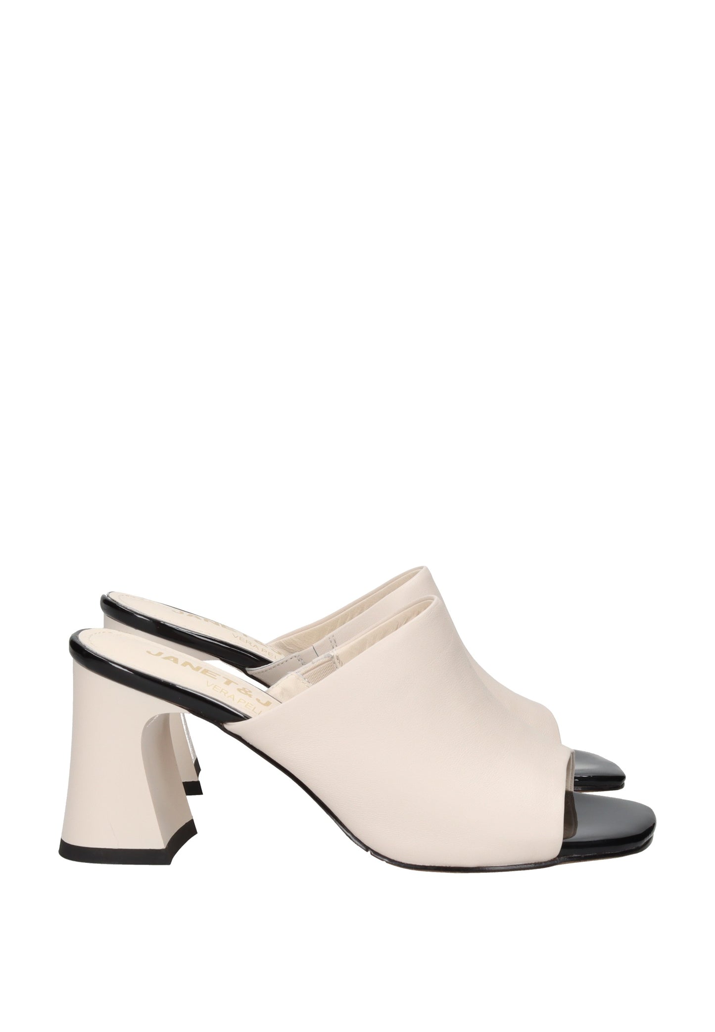 J-802 JANET&JANET Sandal