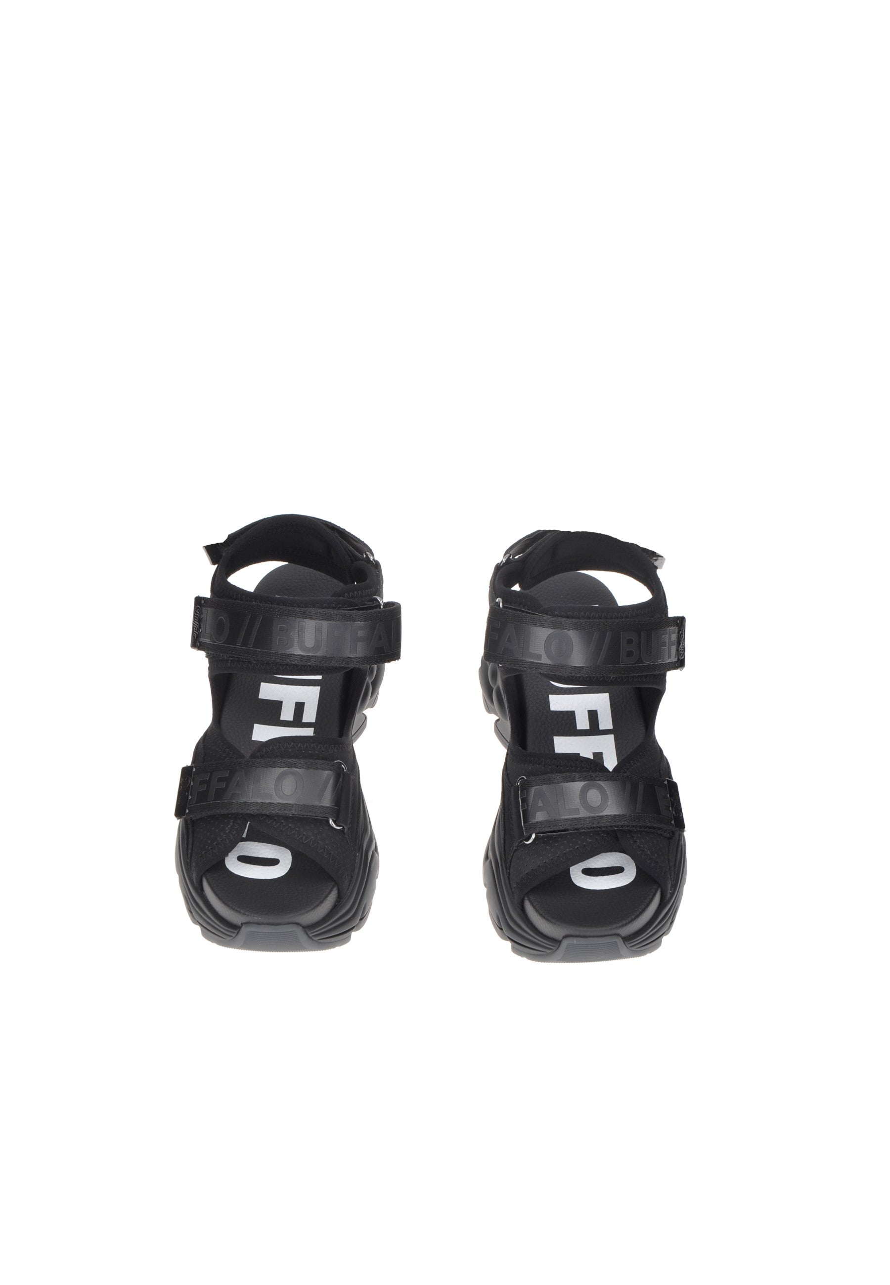 BN1602196 Sandalo BUFFALO in ecopelle vegana con velcro, comfort e stile, fondo in gomma 6cm.