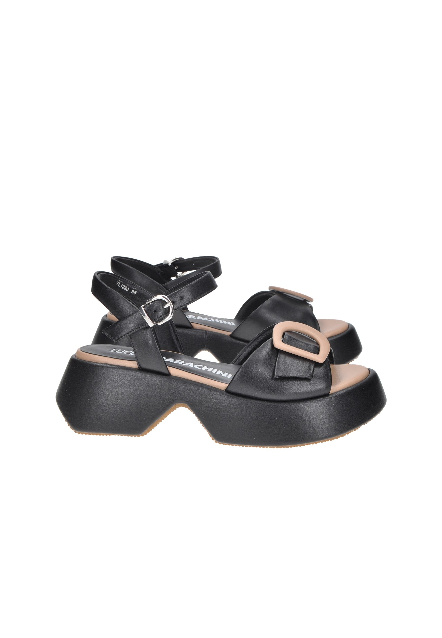 TL122 Sandalo LUCIANO BARACHINI in pelle nera con cinturino e suola alta per un look audace e confortevole.