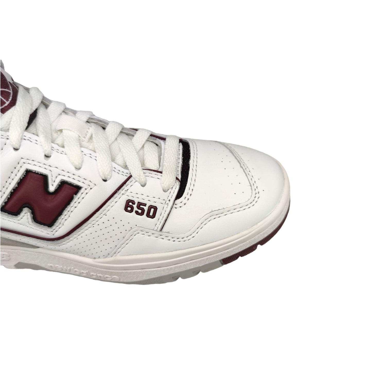 650 White/Bordeaux Shoes