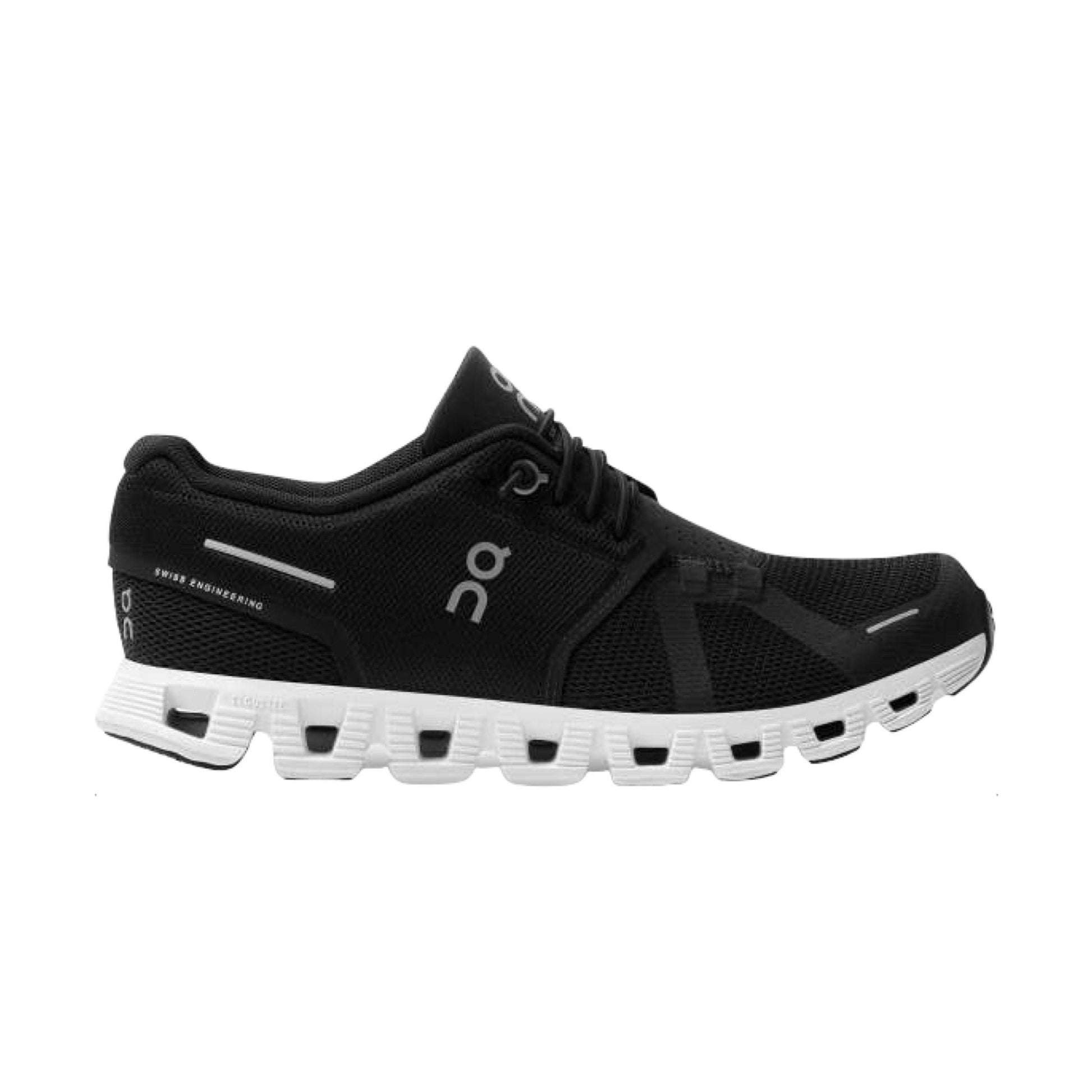 Scarpe Cloud 5 Donna Black/White, modello surf/cobble con tomaia in mesh traspirante e design elegante.